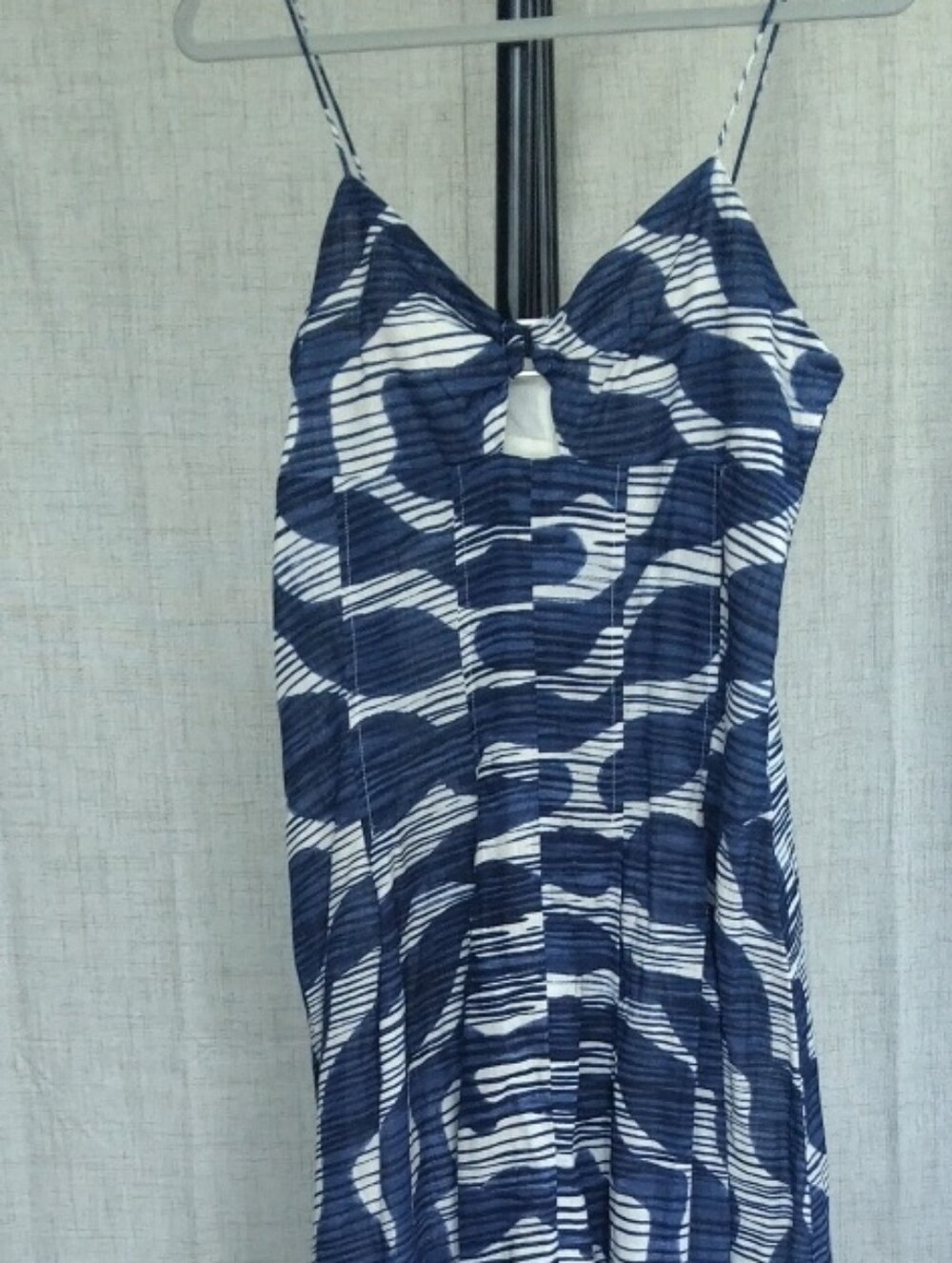 Banana Republic Navy and White Twist-Front Spaghetti-Strap Dress Size 10